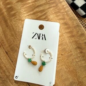 Zara White Garment Care Label